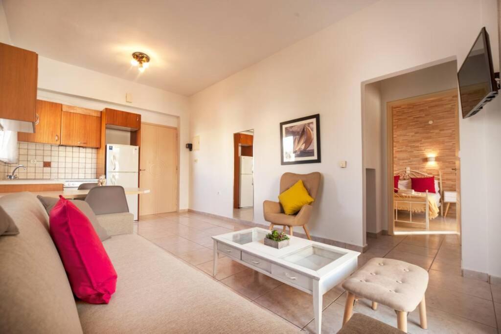 Jenny'S Flat Near The Sea Διαμέρισμα Γαλατάς Εξωτερικό φωτογραφία